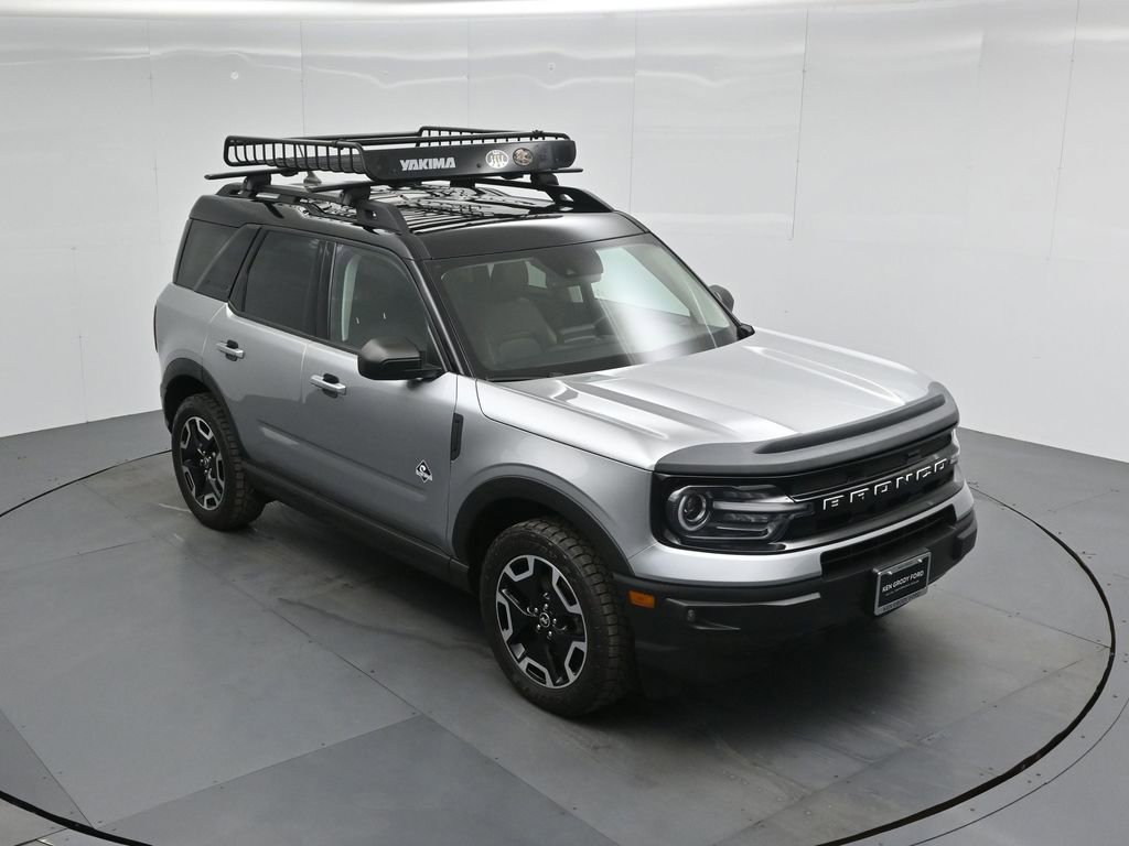 Certified 2022 Ford Bronco Sport Outer Banks AWD/4WD image 37