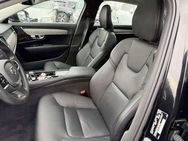 Used 2023 Volvo S90 B6 Plus w/ Protection Package Premier image 13