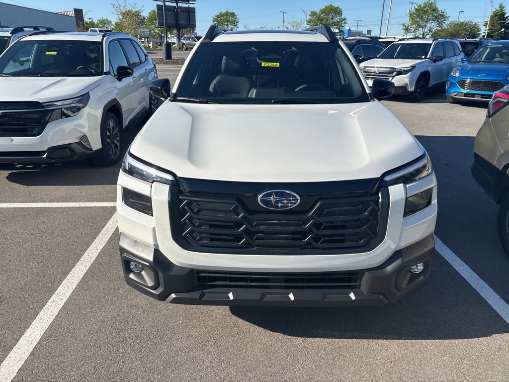 Used 2026 Subaru Outback Limited AWD/4WD image 2