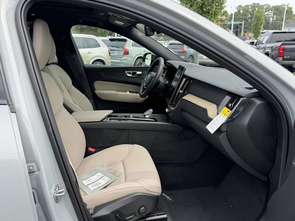 New 2026 Volvo XC60 T8 Core w/ Climate Package AWD/4WD image 11