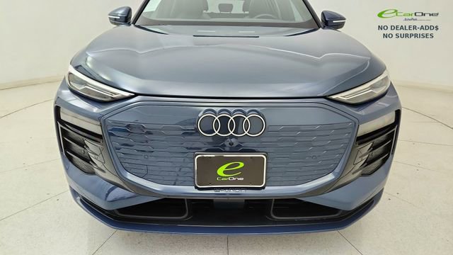 Used 2025 Audi Q6 e-tron Premium w/ Convenience Package image 9
