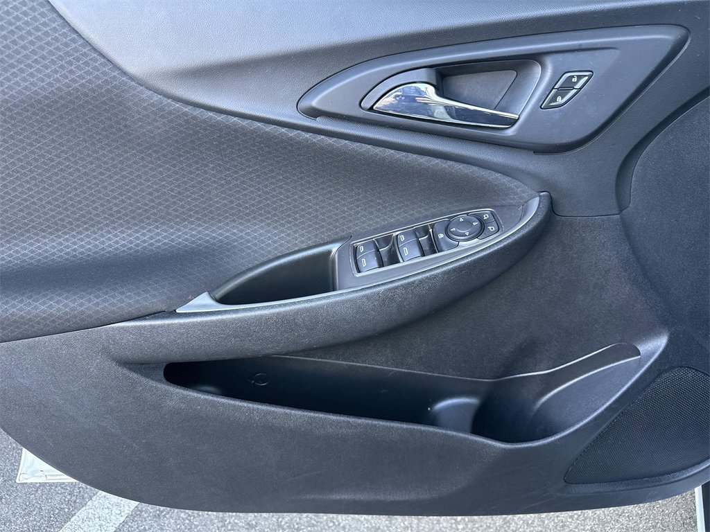 Used 2021 Chevrolet Malibu LS image 19