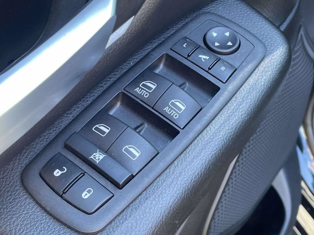 Used 2023 RAM 1500 Big Horn AWD/4WD image 25