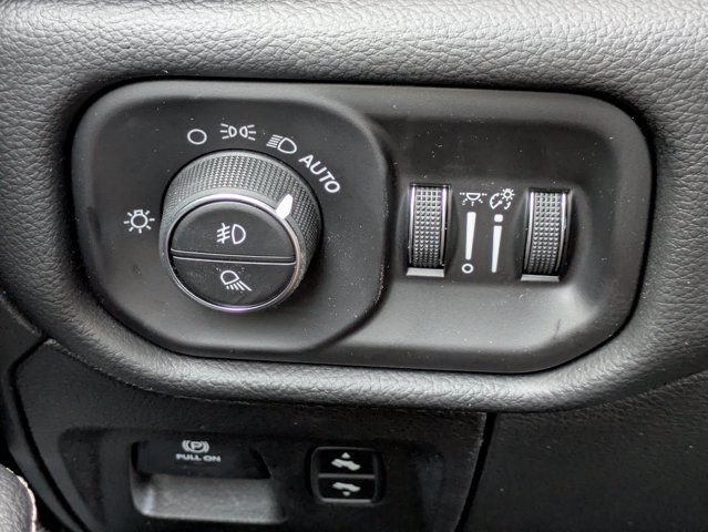 New 2026 RAM 1500 Laramie AWD/4WD image 25