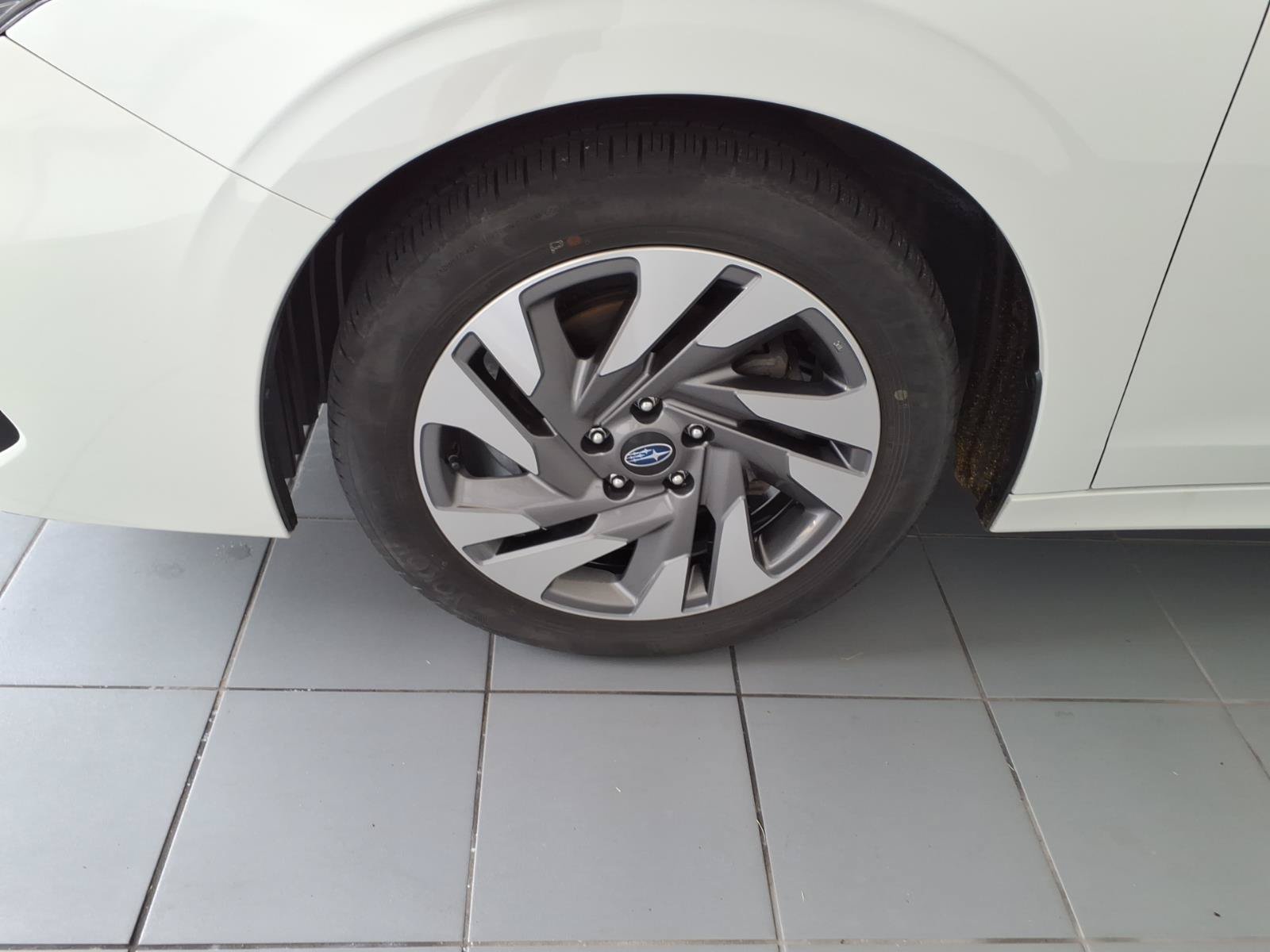 Used 2025 Subaru Legacy Limited AWD/4WD image 9