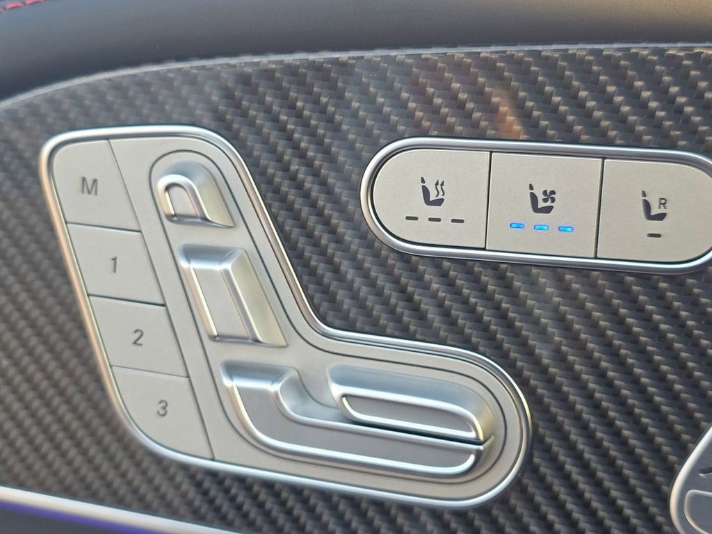 New 2026 Mercedes-Benz GLE 53 AMG 4MATIC Coupe image 6