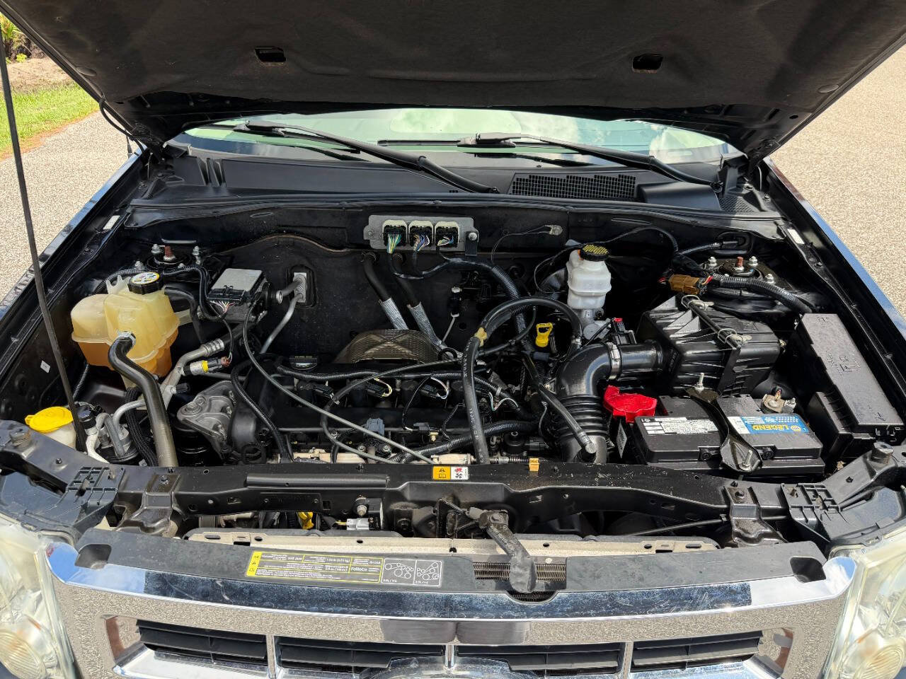 Used 2008 Ford Escape XLS FWD image 25