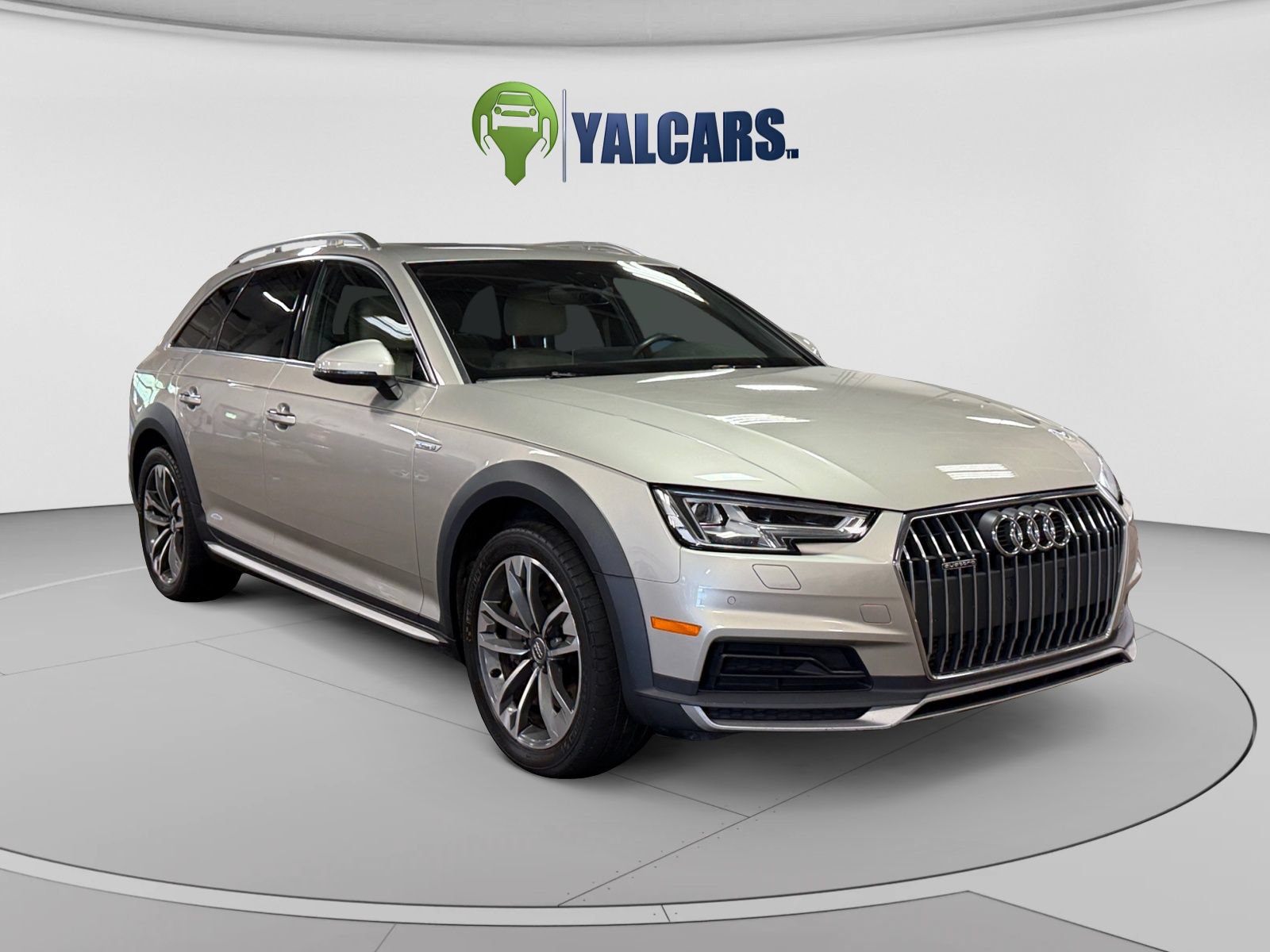 Used 2017 Audi A4 2.0T allroad Premium Plus w/ Technology Package AWD/4WD image 7