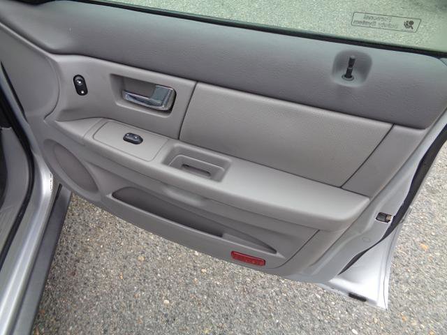 Used 2004 Ford Taurus LX image 13