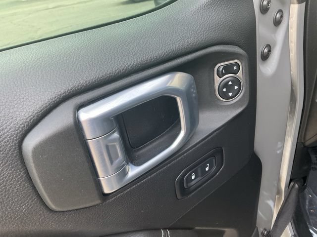 Used 2021 Jeep Wrangler Unlimited Sahara AWD/4WD image 16