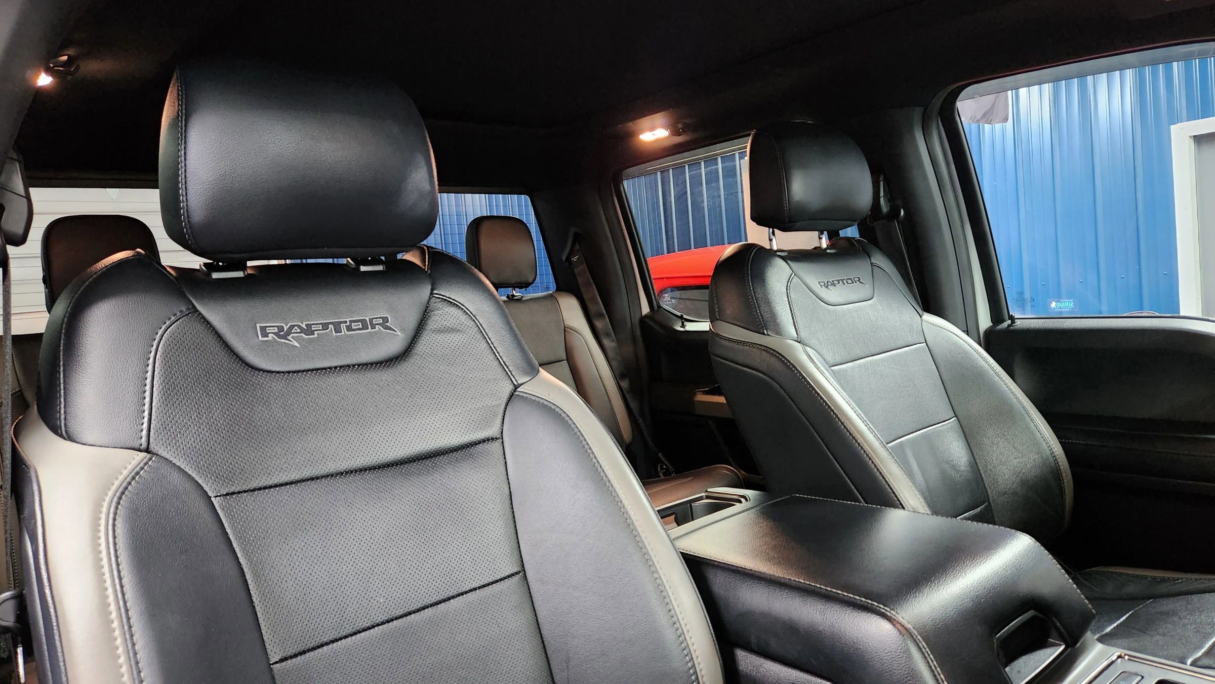 Used 2017 Ford F150 Raptor w/ Equipment Group 802A Luxury image 17