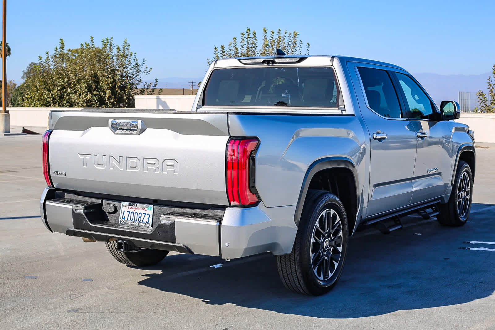 Used 2024 Toyota Tundra Limited AWD/4WD image 5