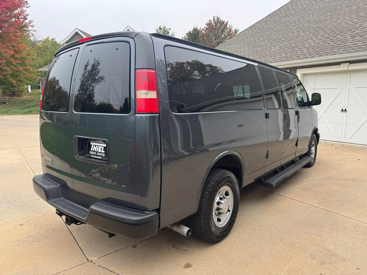Used 2015 Chevrolet Express 3500 LS image 6
