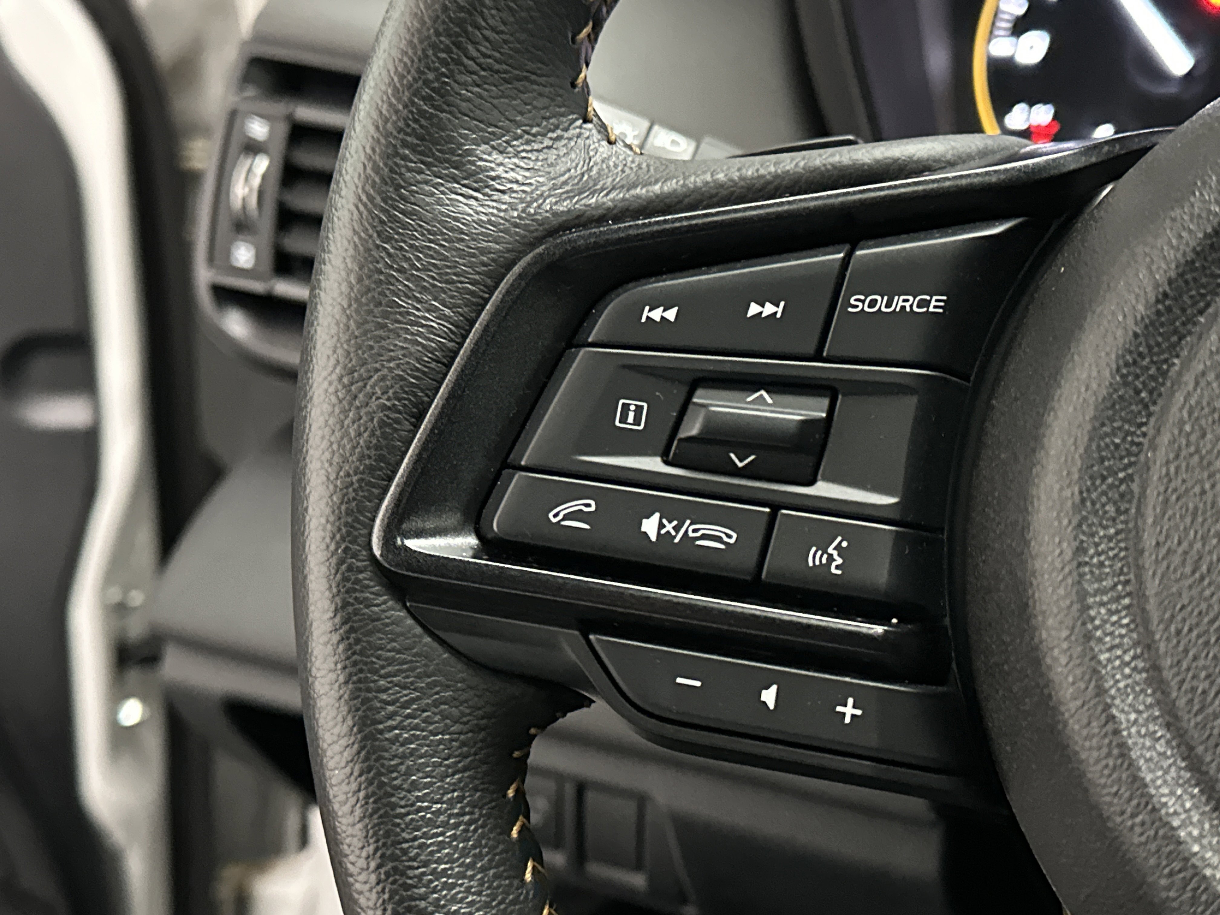 Used 2025 Subaru Outback Wilderness image 31