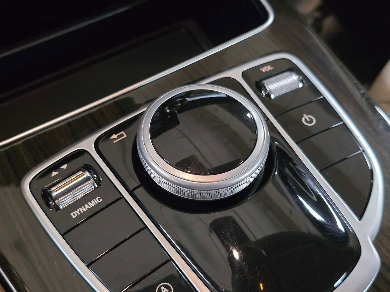 Used 2017 Mercedes-Benz C 300 Sedan image 33