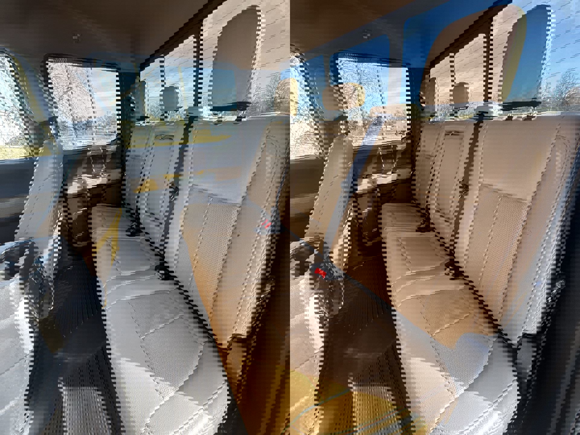 Used 2022 Ford F350 Lariat w/ Chrome Package image 23