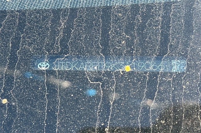 Used 2019 Toyota Prius Prime Premium image 7