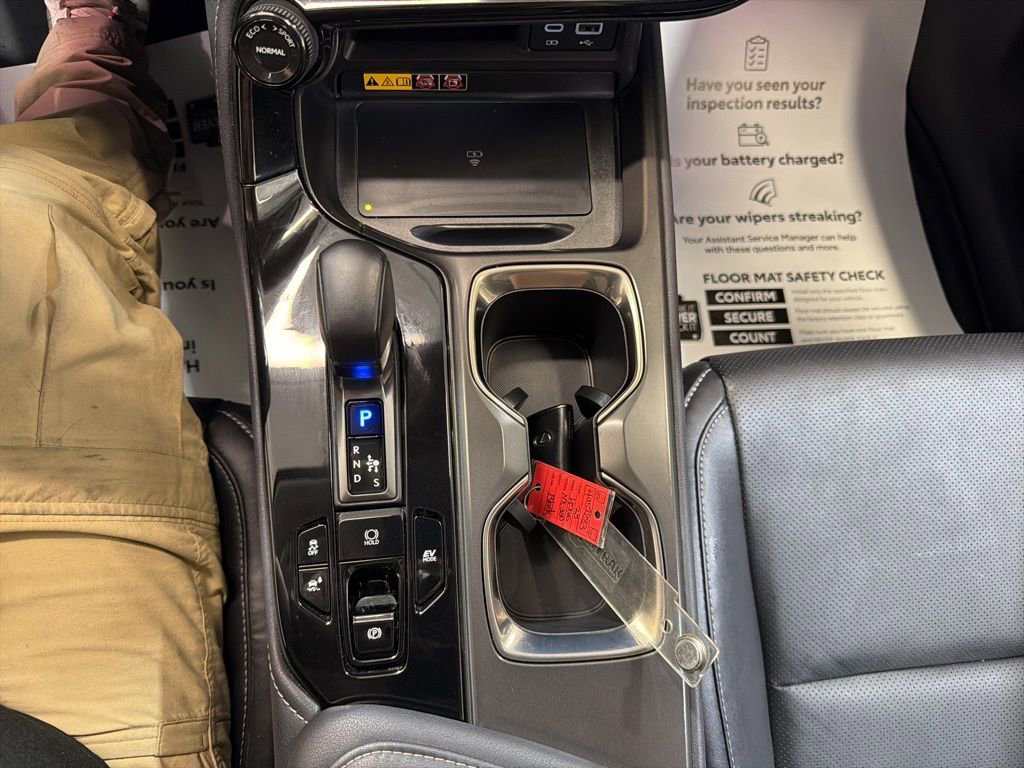 Used 2025 Lexus NX 350h AWD w/ Accessory Package (2T) image 32