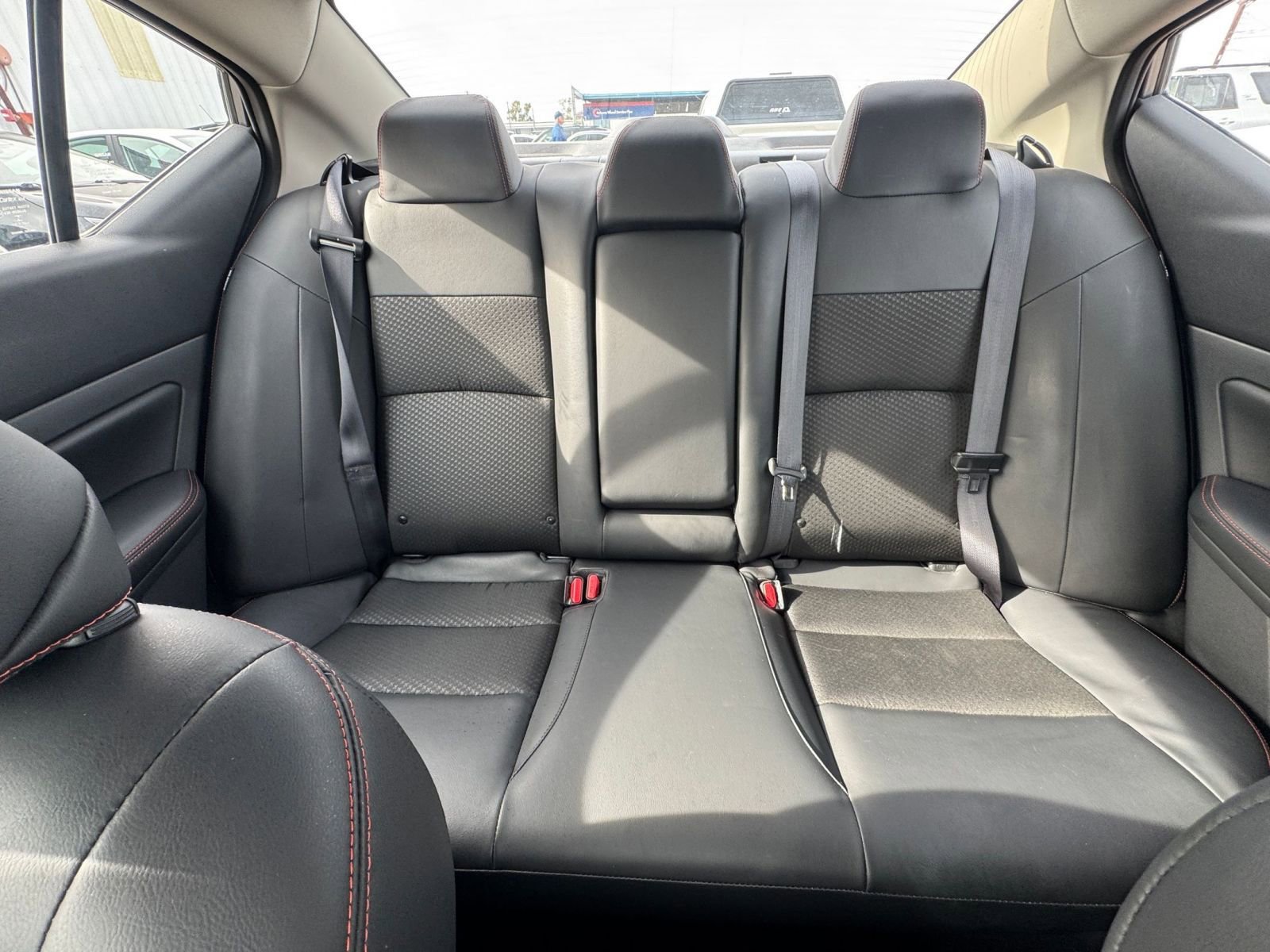 Used 2025 Nissan Altima 2.5 SR image 38