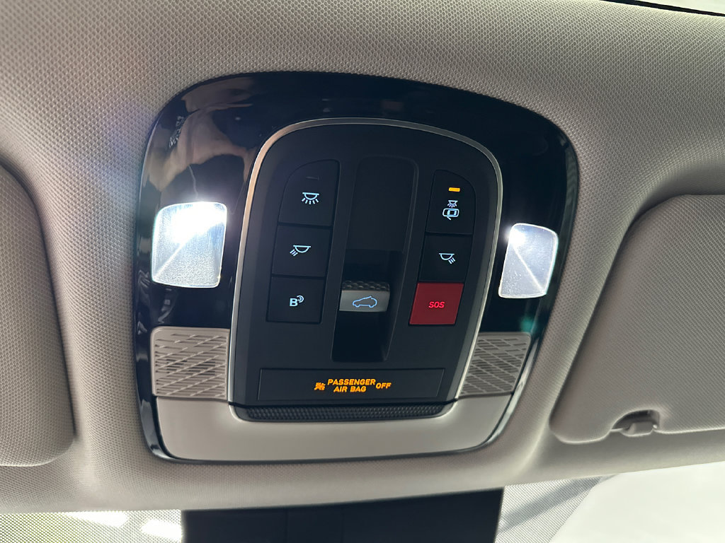 Certified 2024 Hyundai Palisade SEL w/ Premium Package FWD image 36
