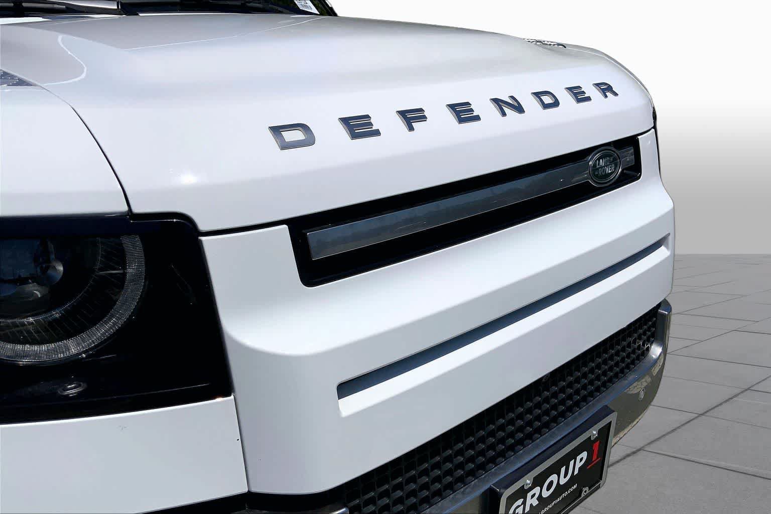Used 2023 Land Rover Defender 110 SE AWD/4WD image 30
