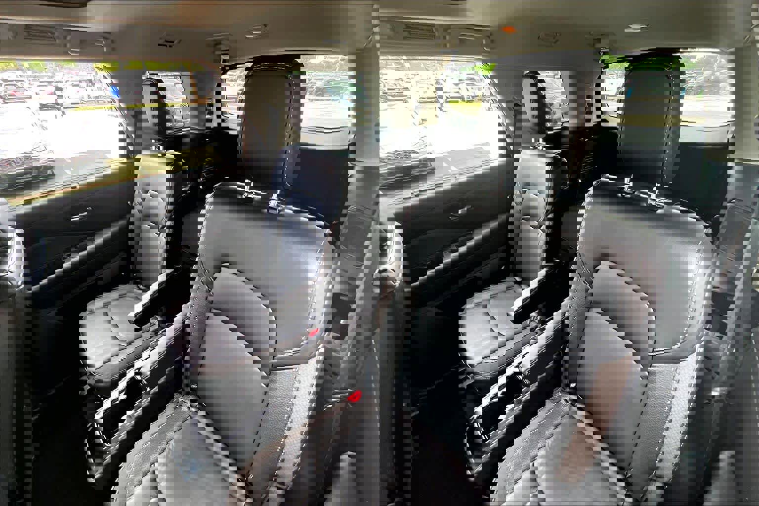 Used 2023 Nissan Pathfinder SL w/ SL Premium Package image 20