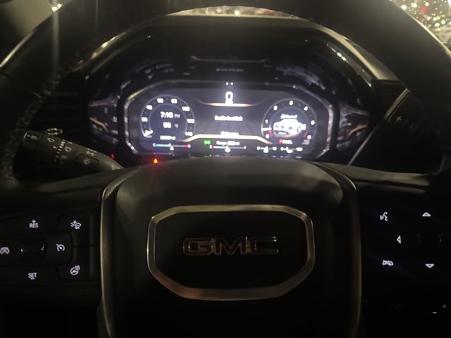 Used 2024 GMC Sierra 1500 Elevation w/ LPO, Elevation Black Package image 13