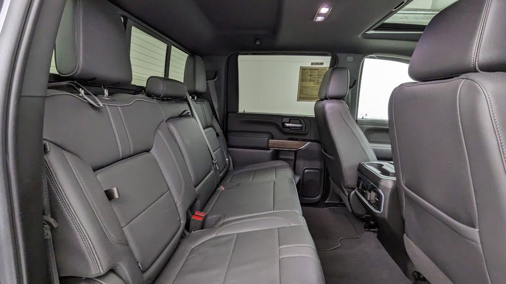 Used 2022 Chevrolet Silverado 3500 High Country image 38