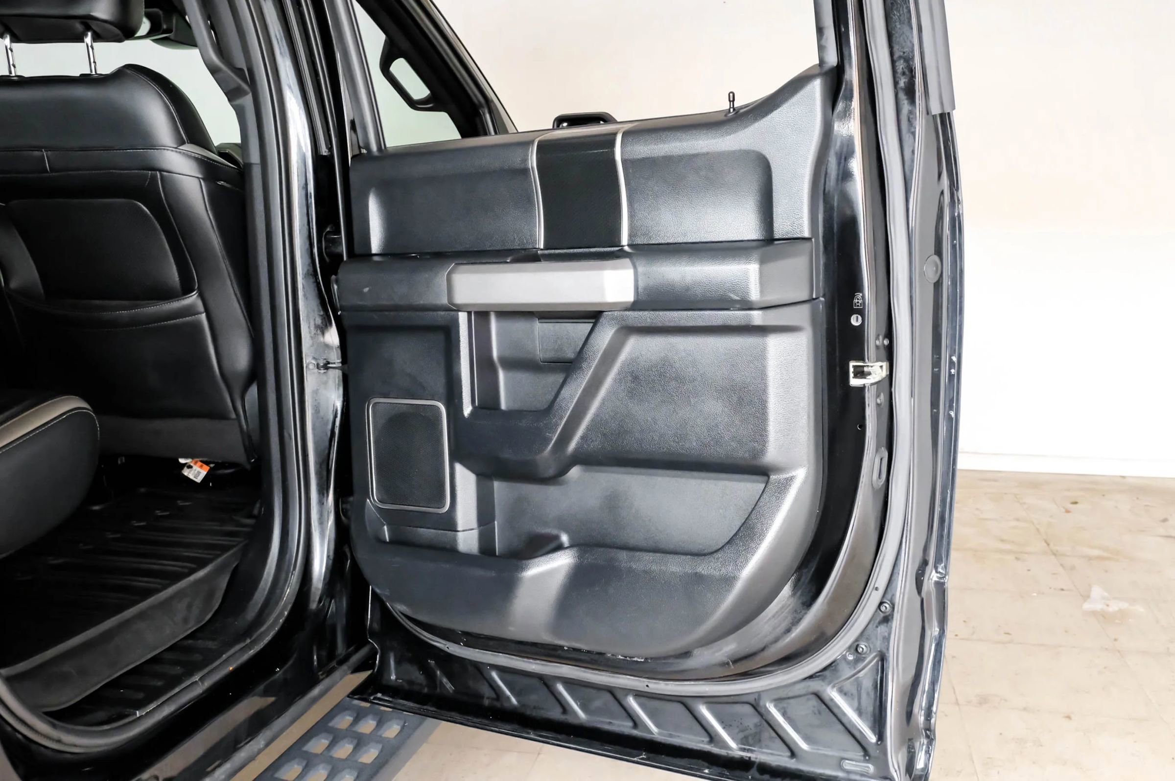 Used 2017 Ford F150 Raptor w/ Equipment Group 802A Luxury AWD/4WD image 52