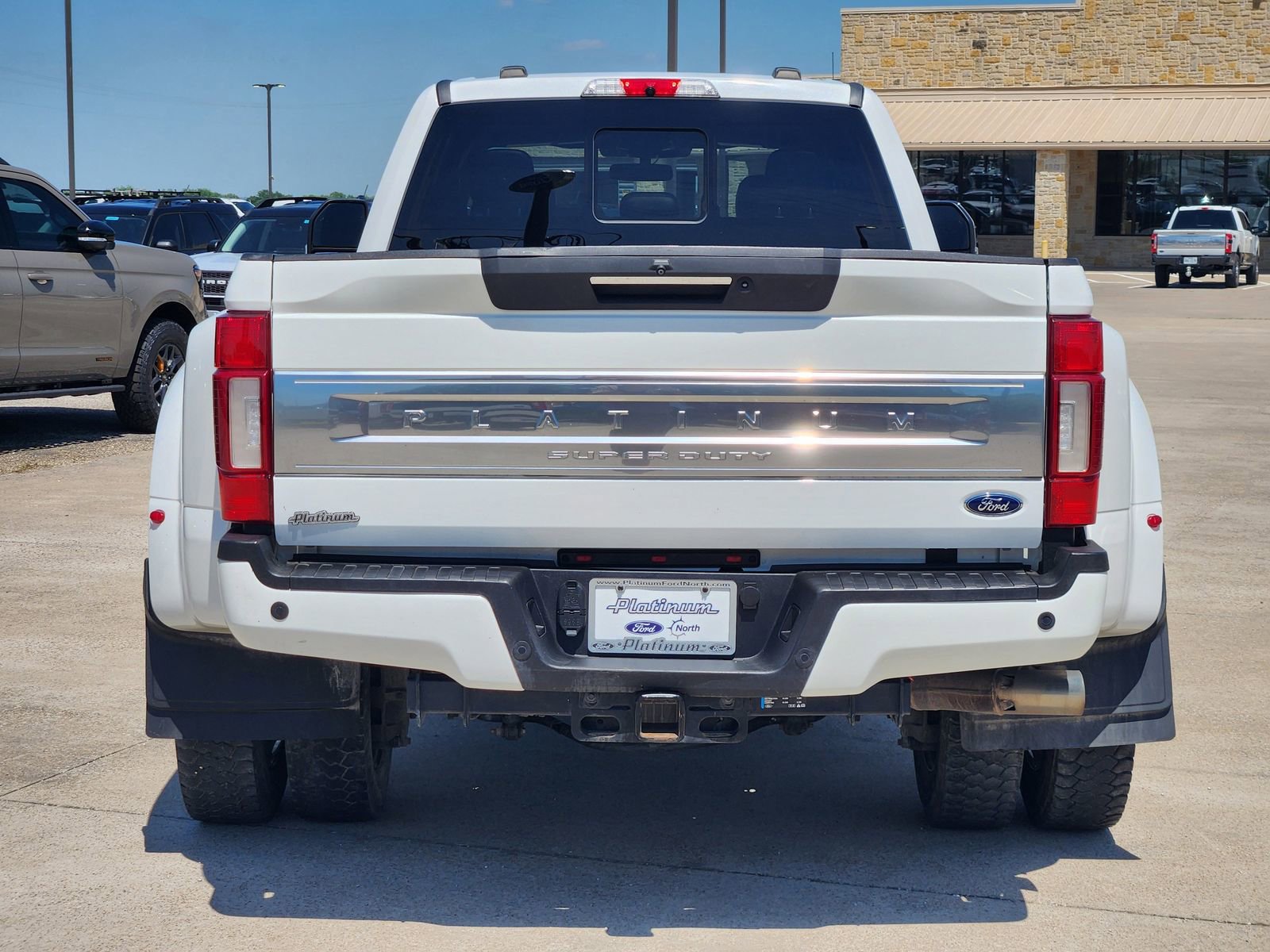 Used 2020 Ford F450 Platinum w/ FX4 Off-Road Package AWD/4WD image 8