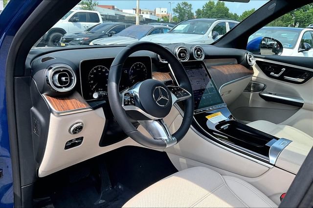 Used 2026 Mercedes-Benz GLC 300 4MATIC image 14