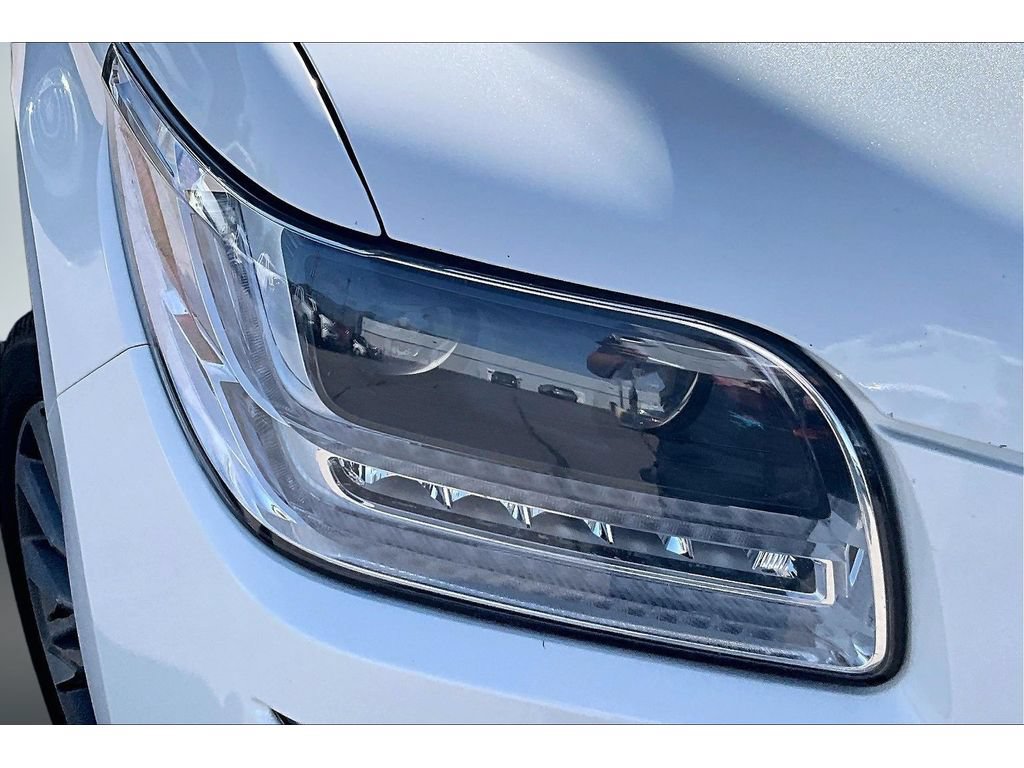 Used 2021 Lincoln Navigator Reserve AWD/4WD image 30