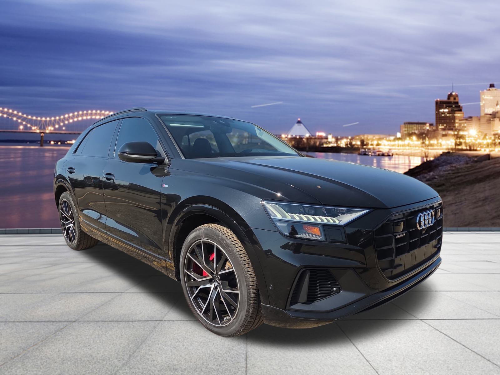 Used 2023 Audi Q8 Prestige w/ Prestige Package image 4