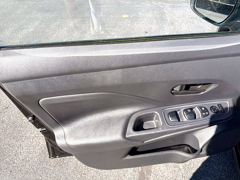 Used 2024 Nissan Versa S w/ Trunk Package FWD image 18