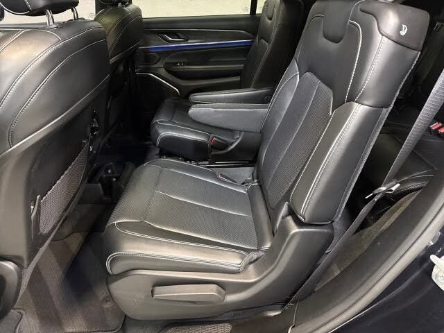 Used 2023 Jeep Grand Cherokee L Overland AWD/4WD image 40