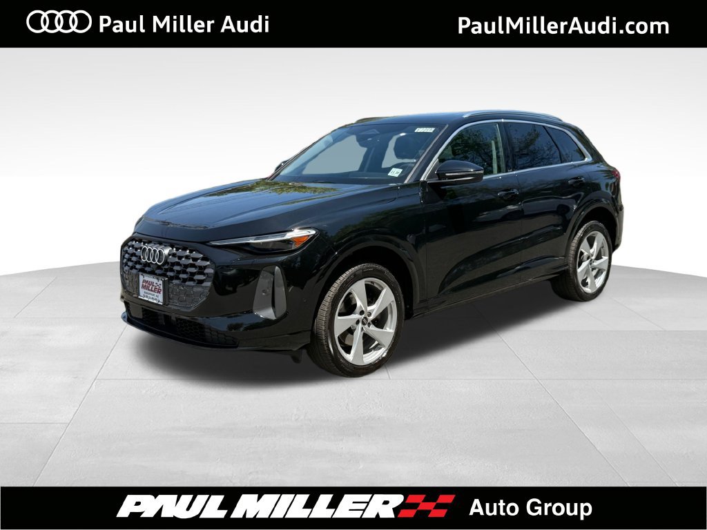 Used 2025 Audi Q5 Premium w/ Premium Plus