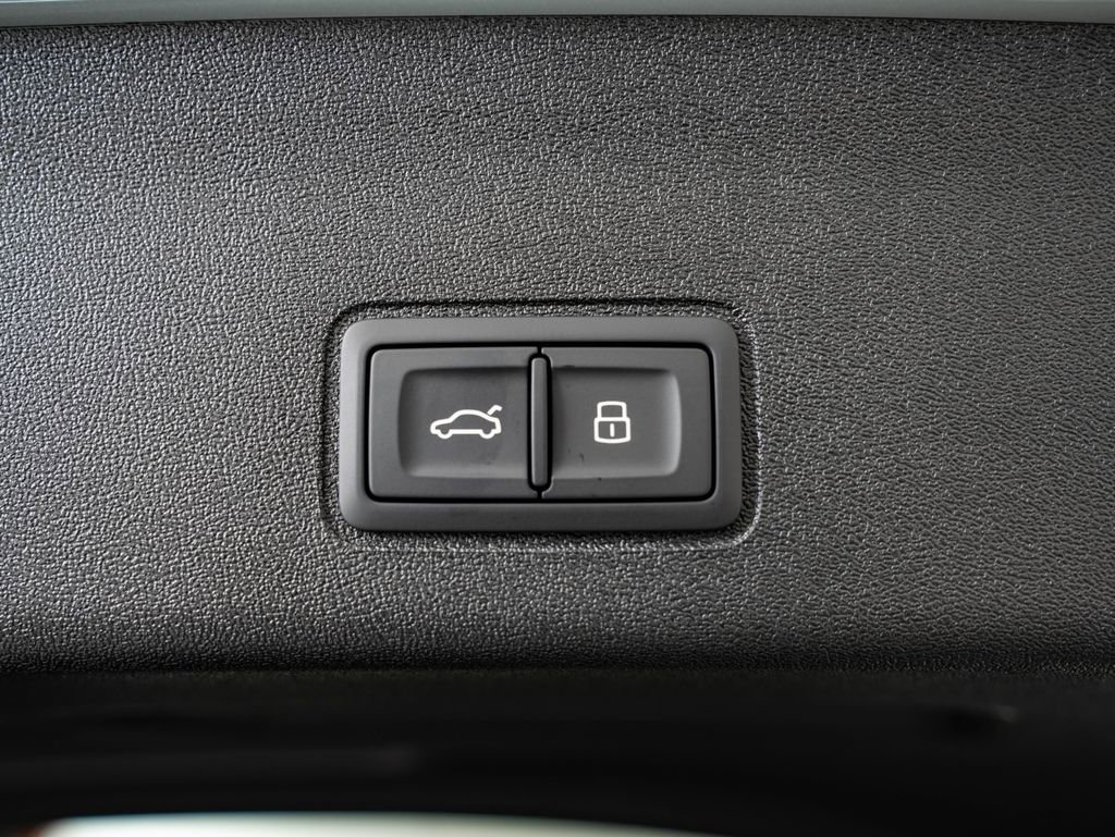New 2026 Audi Q3 quattro 2.0T image 23