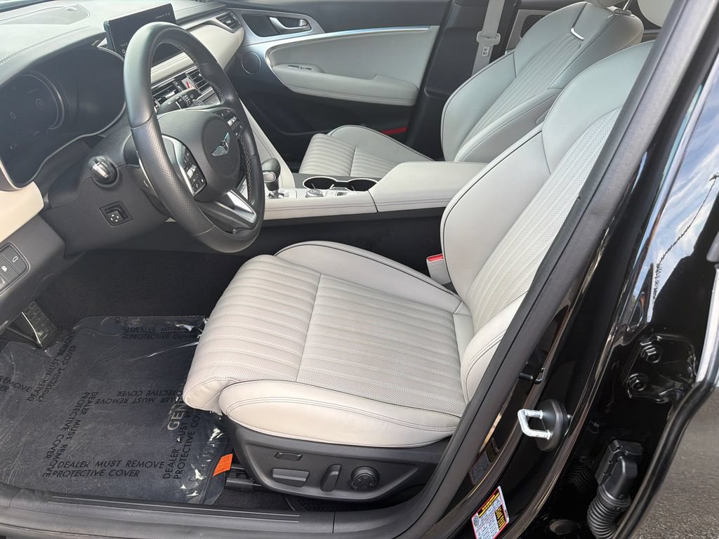 Used 2023 Genesis G70 3.3T w/ Sport Advanced Package RWD image 9