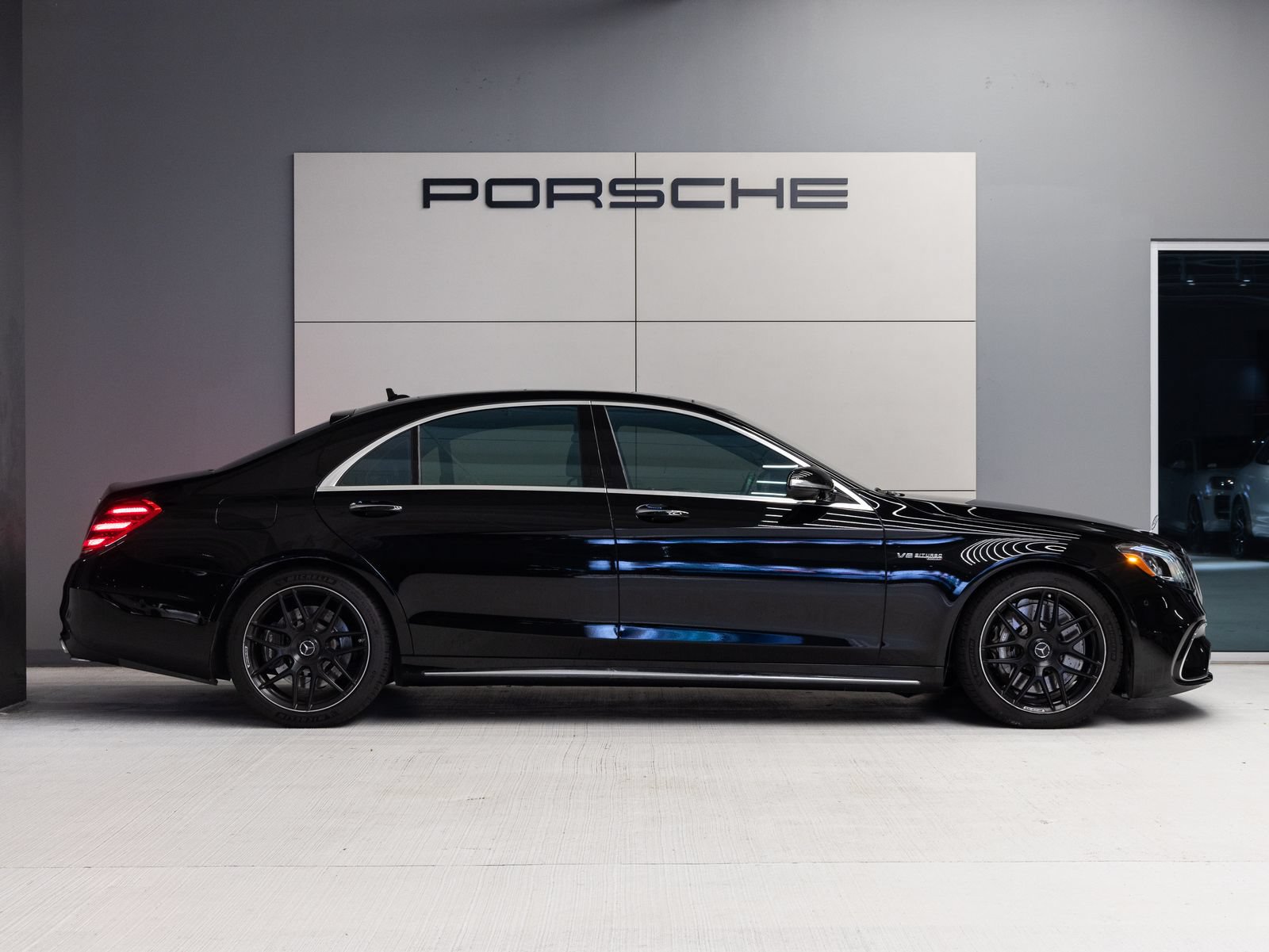 Used 2019 Mercedes-Benz S 63 AMG S 4MATIC Sedan image 8