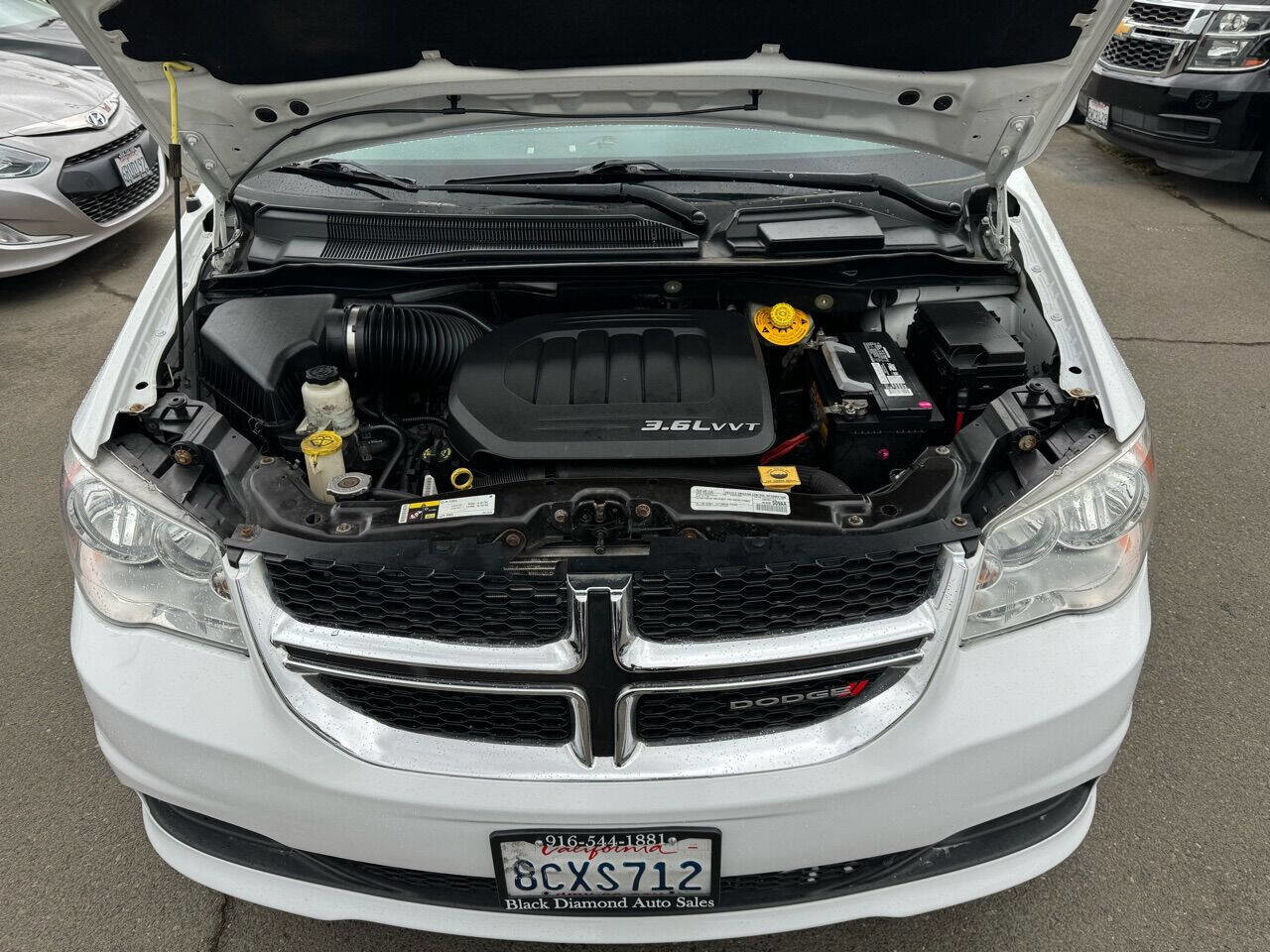 Used 2016 Dodge Grand Caravan SXT FWD image 21