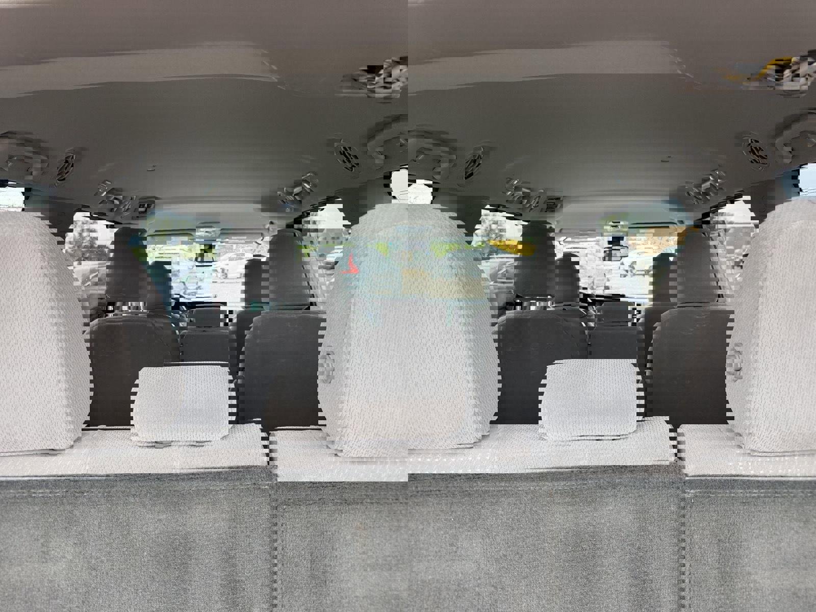 Used 2018 Toyota Sienna LE w/ Carpet Mat Package image 15