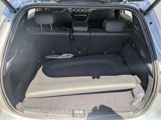 Used 2025 Mercedes-Benz GLA 35 AMG 4MATIC image 16