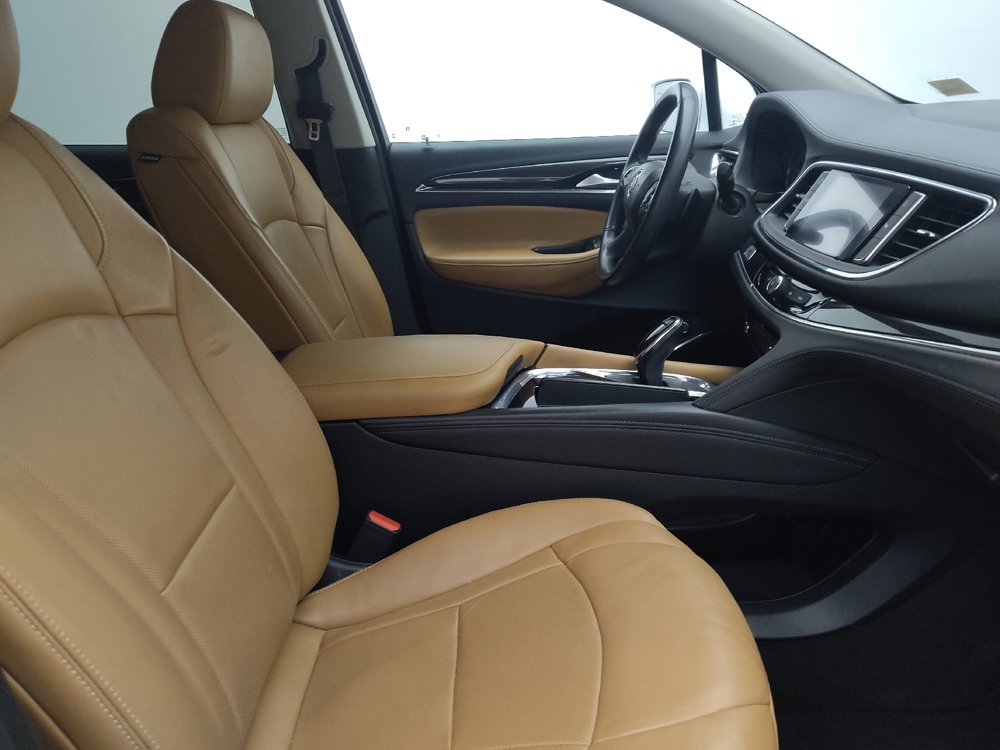 Used 2018 Buick Enclave Essence AWD/4WD image 21