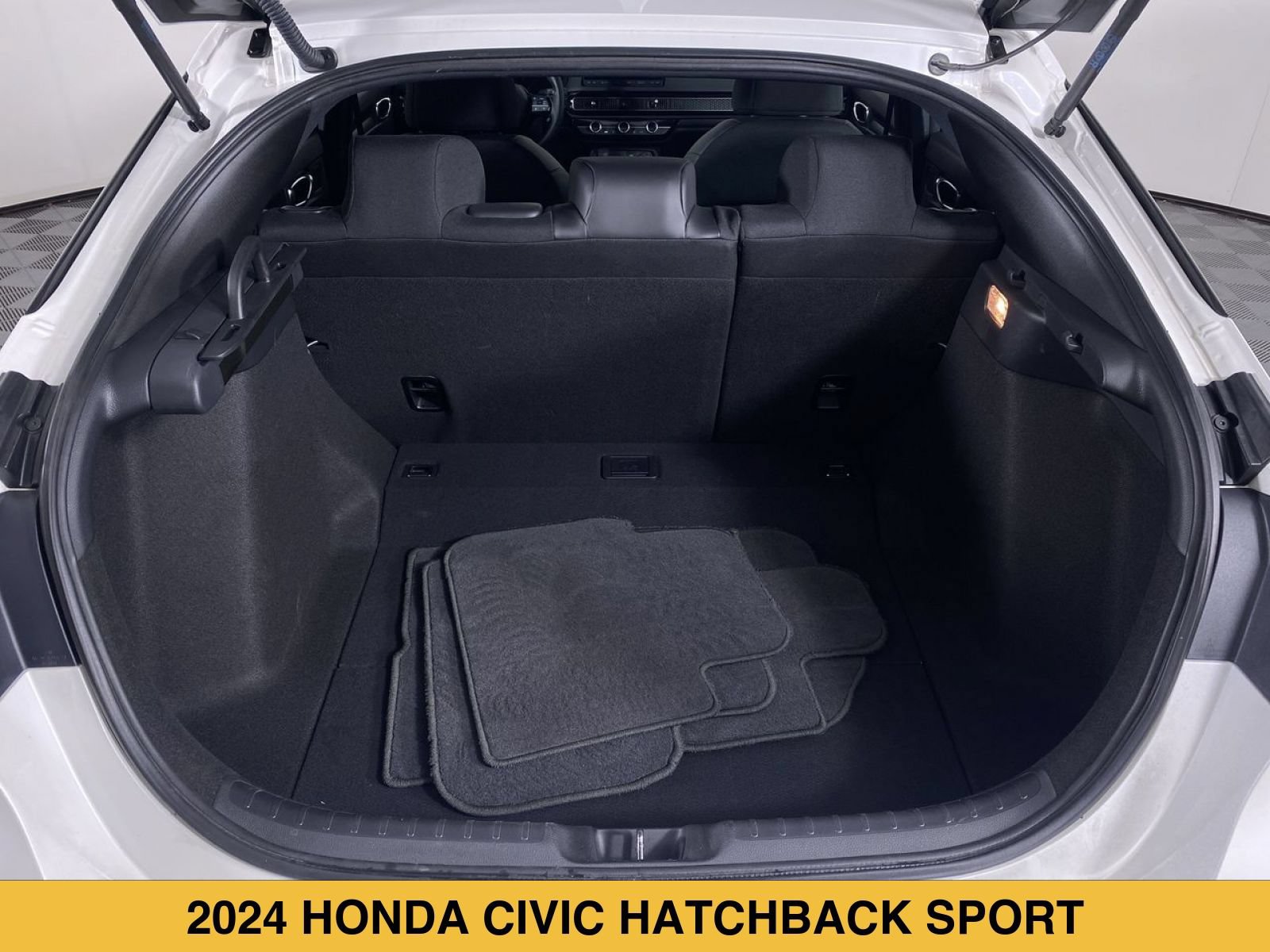 Used 2024 Honda Civic Sport image 13