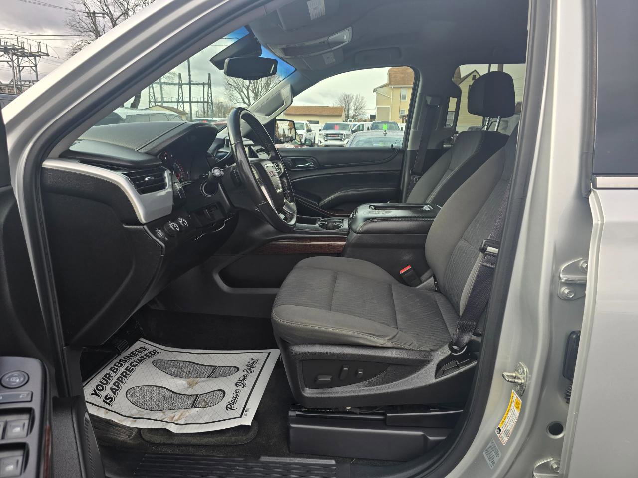 Used 2016 GMC Yukon SLE image 12