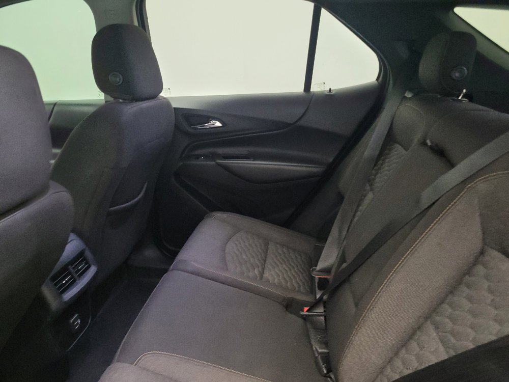 Used 2019 Chevrolet Equinox LT image 18
