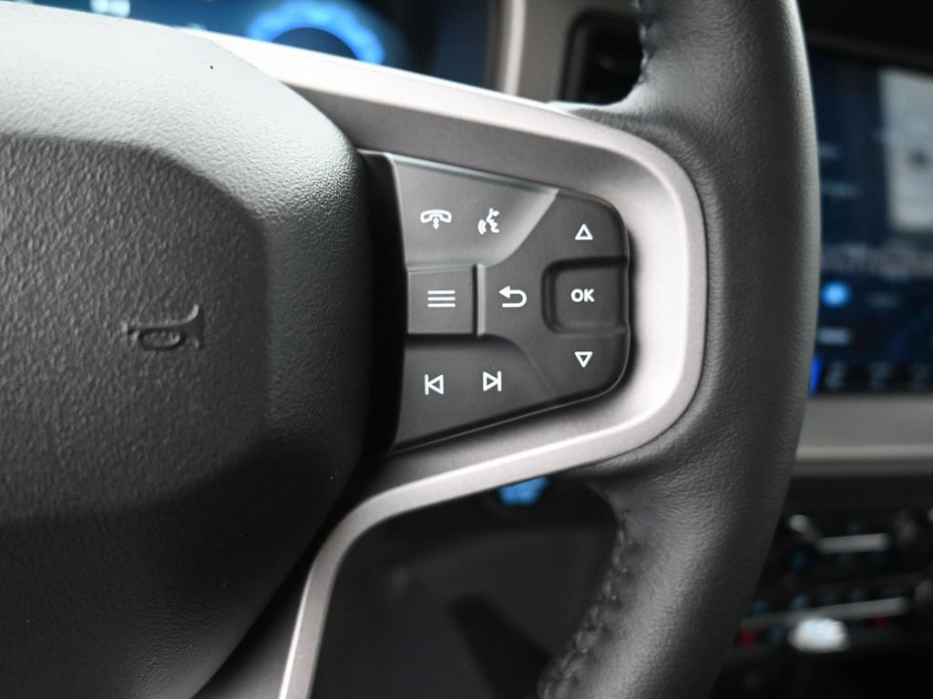 New 2025 Ford Bronco Outer Banks image 7