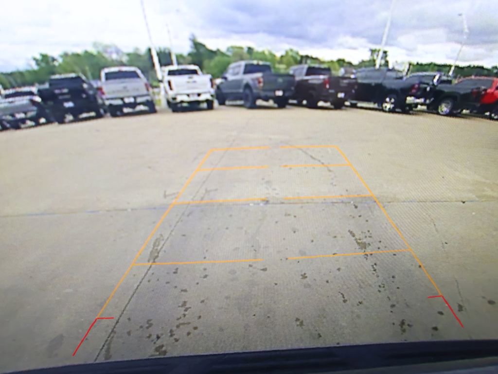 Used 2021 Chevrolet Suburban LT AWD/4WD image 23