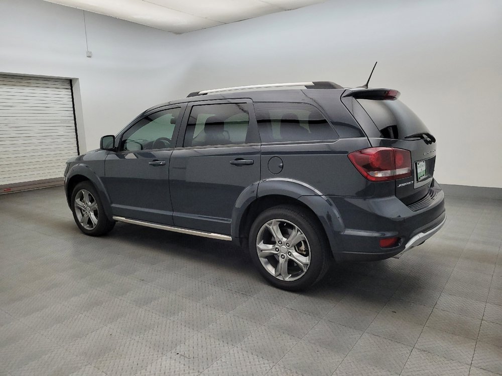 Used 2017 Dodge Journey Crossroad FWD image 3