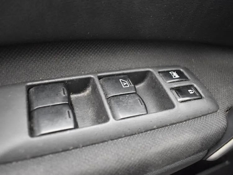 Used 2010 Nissan Rogue S w/ 360 Degree Value Pkg AWD/4WD image 21